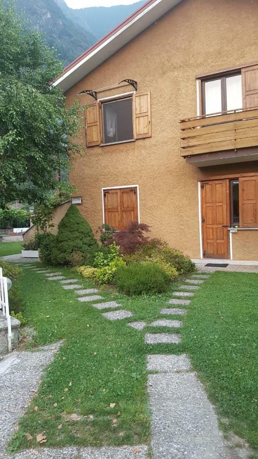 Da Boni & Luci Apartment Novate Mezzola Luaran gambar