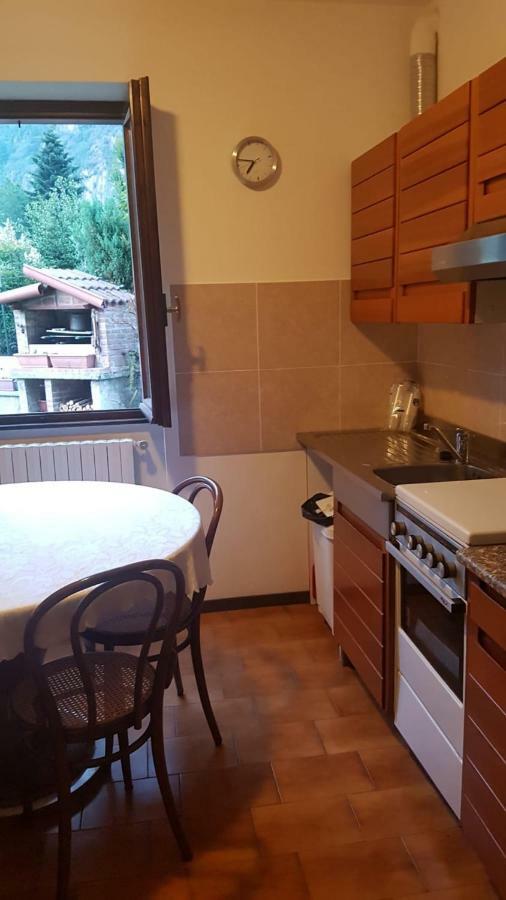 Da Boni & Luci Apartment Novate Mezzola Luaran gambar